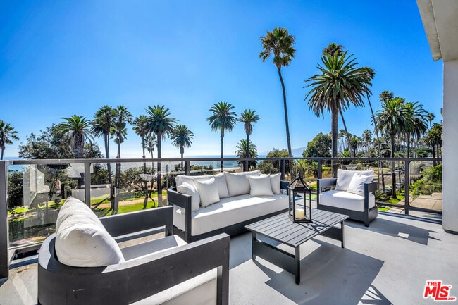 Photo - 833 Ocean Ave Unidad 301