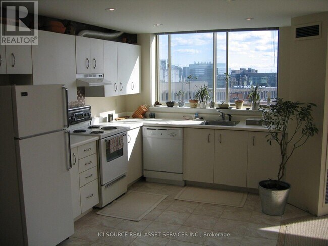 Photo - 44 St Joseph St Unit 2514