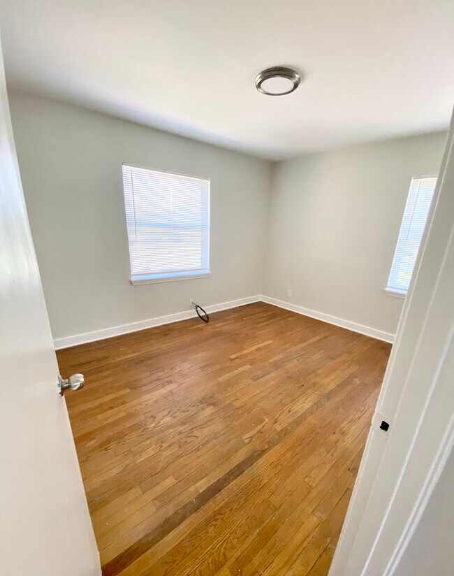 Photo - 1445 Nightingale Rd Unit 4