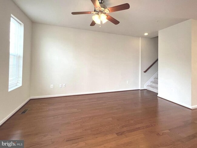 Photo - 1009 Red Clover Rd