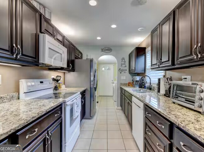 Photo - 2817 Evergreen Pl