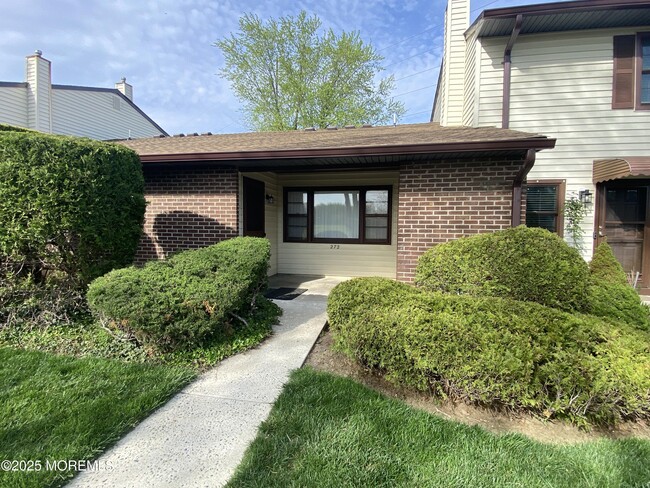 Photo - 272 Crawford St Rental