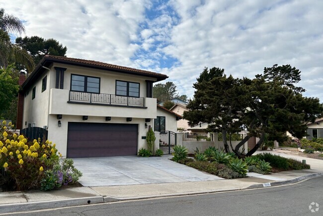 Building Photo - Beautiful Del Mar Home