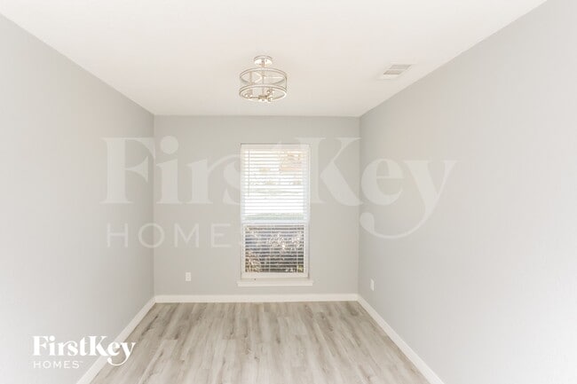 Photo - 3208 Kiest Hill Dr