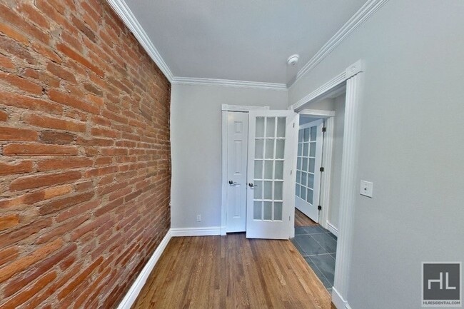 Photo - E 13TH ST. Unit 3A