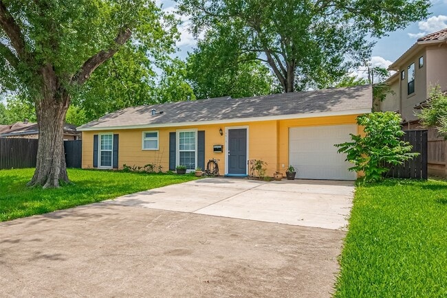 Building Photo - 5513 Fairdale Ln Rental