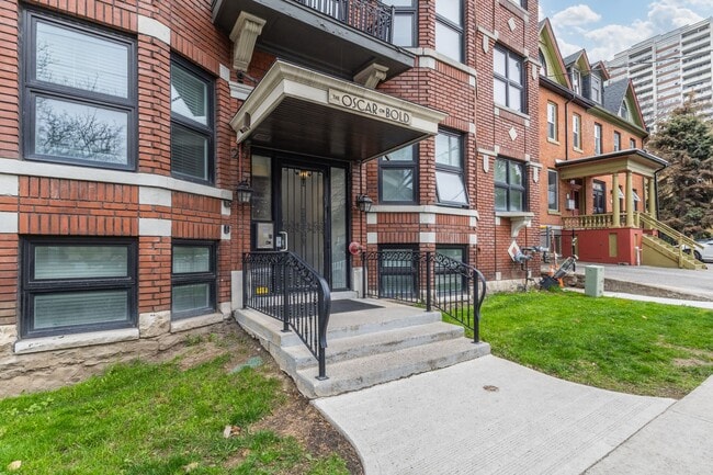 Photo - Beautiful Trendy 1 Bedroom Unit in Durand Unité 306