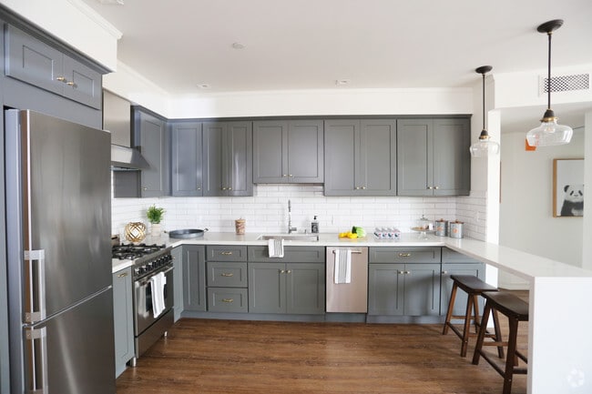 1BR, 1BA-Kitchen