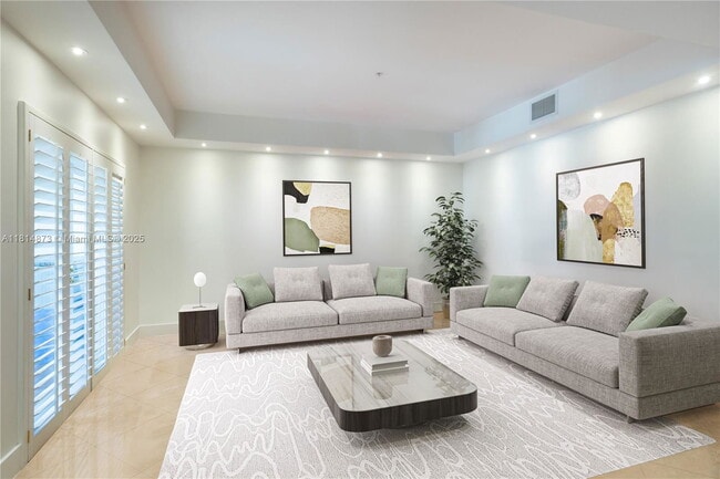 Building Photo - 1415 Sunset Harbour Dr Unit 203