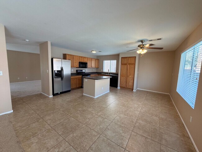 Photo - 3 Bedroom House with Pool