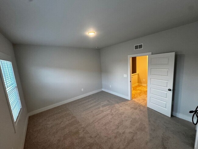 9935 Golden Trout Ln