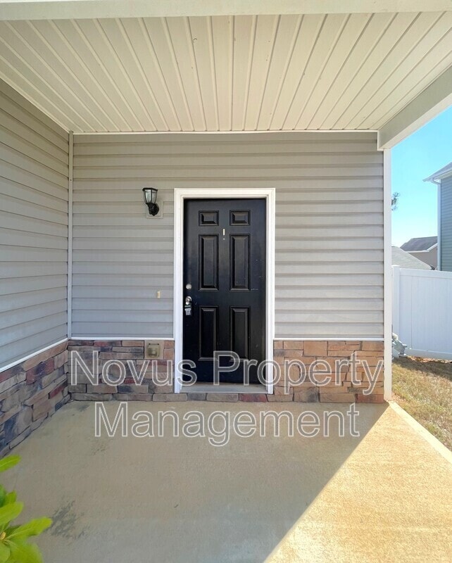 Photo - 149 High Point Way