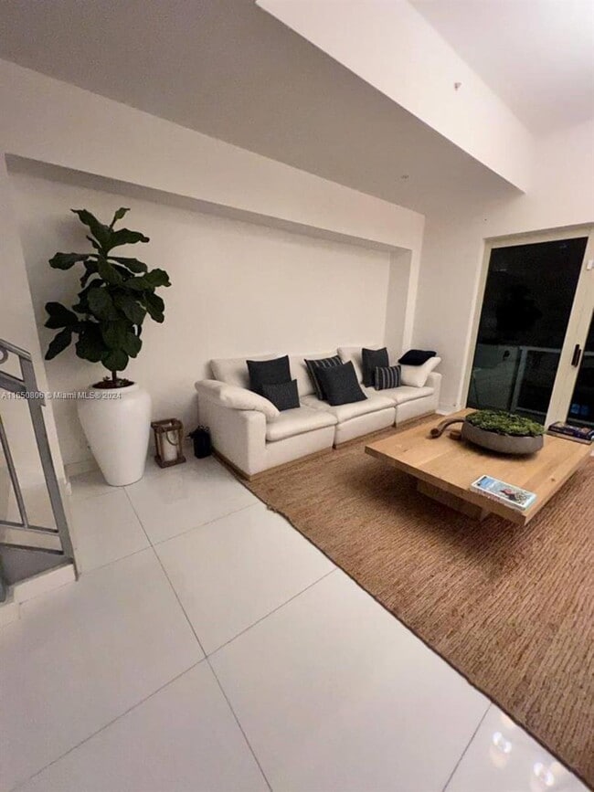 Photo - 9499 Collins Ave Unit PH-04