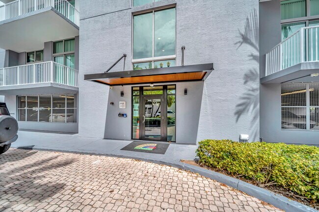 Photo - 2100 Van Buren St Condo Unit 517