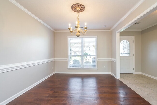 Photo - 1456 Albon Dr