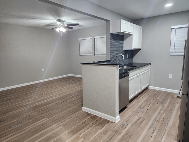 Photo - 5211 Eilers Ave Apartments