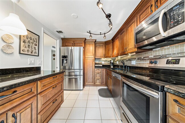 Photo - 3150 N Course Ln Unit 204