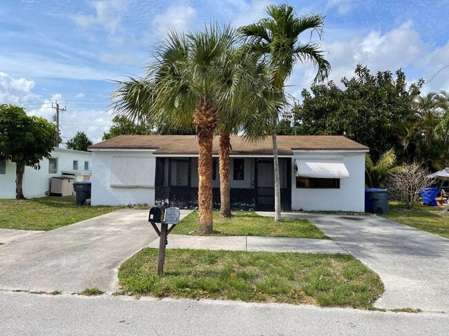 Photo - 6337 Dawson St