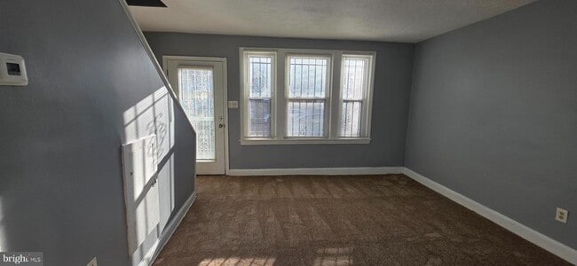 Photo - 1220 16th St NE