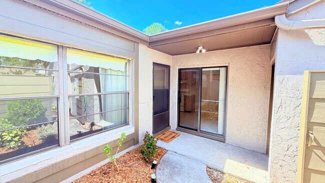 Photo - Beautiful 2bed/2ba Town Home in the Amazing Community of Fern Park!