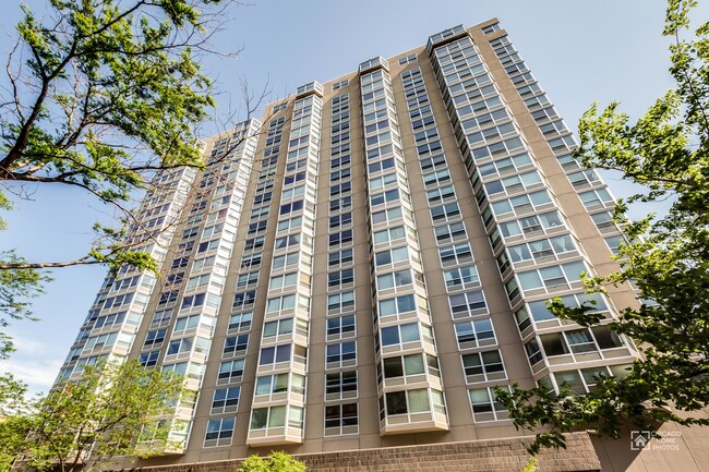 Photo - 720 W Gordon Terrace Condo Unit 22E