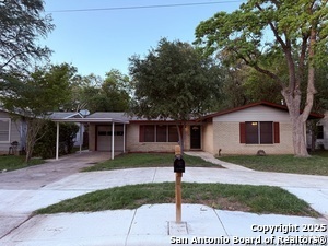 Building Photo - 223 Middlebury Dr Rental