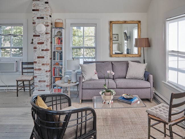 Photo - 155 Water St Unit 2