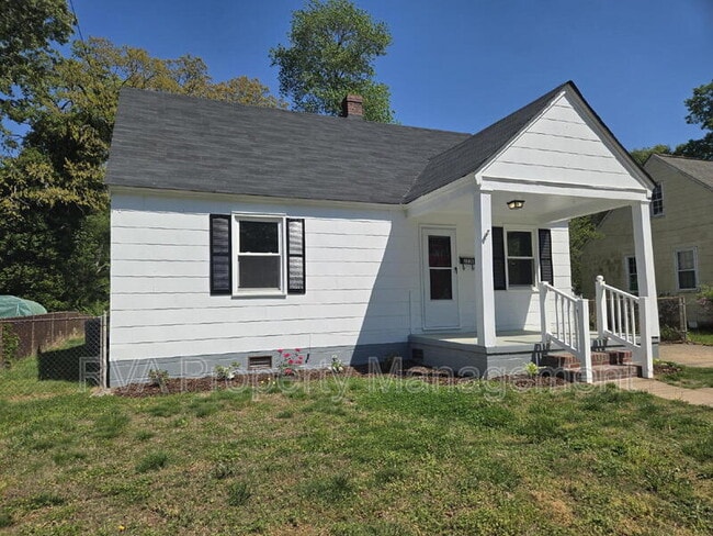 Photo - 2230 E Nine Mile Rd