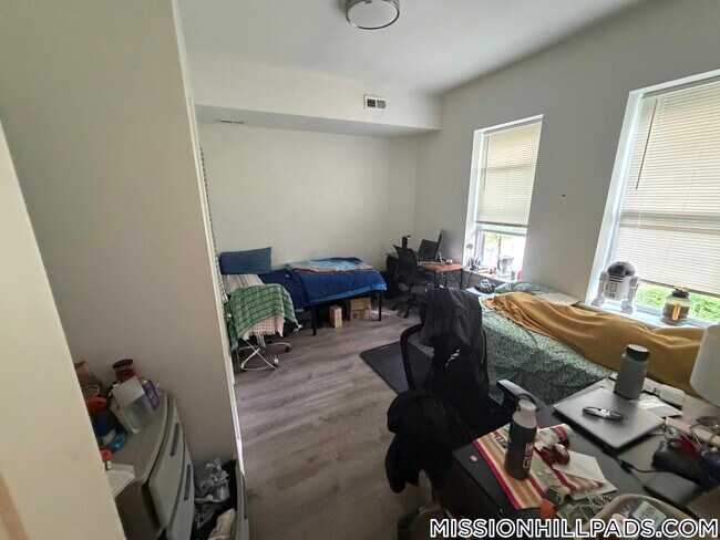 Photo - 301-305 Dudley St. Unit 4