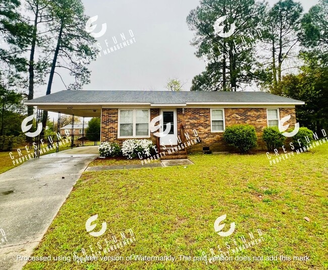 Building Photo - 3BR with Fenced Backyard - READY FOR MOVE IN TODAY!