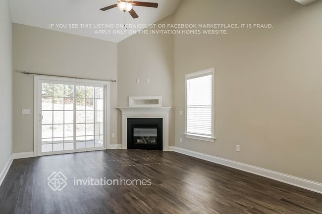 Photo - 668 Barneswyck Dr