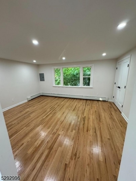 Photo - 536 Broughton Ave