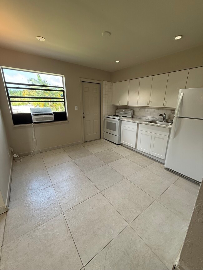 Photo - 4816 SW 58th Ave