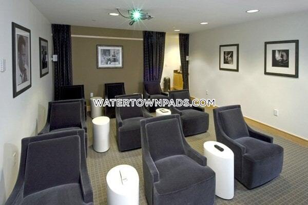 Photo - 20 Watertown St. Unidad STH