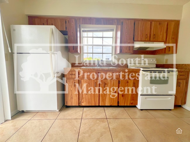 Photo - 5857 Charlton Dr