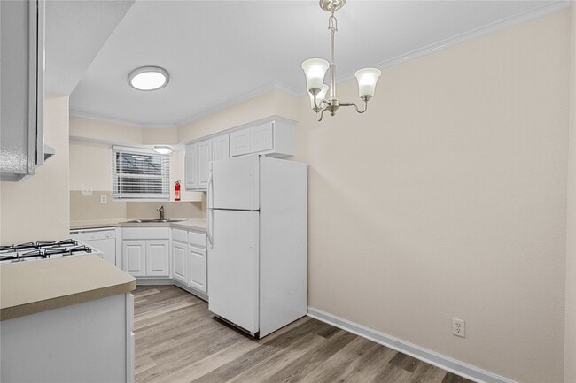 Photo - 102 The Strand Unit 31