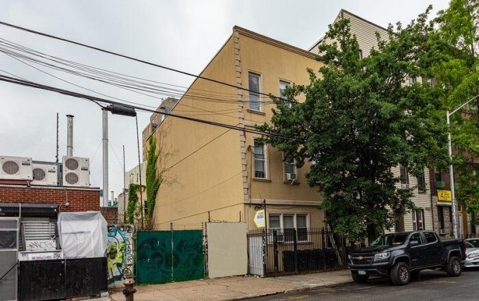 Photo - 154 N 9th St
