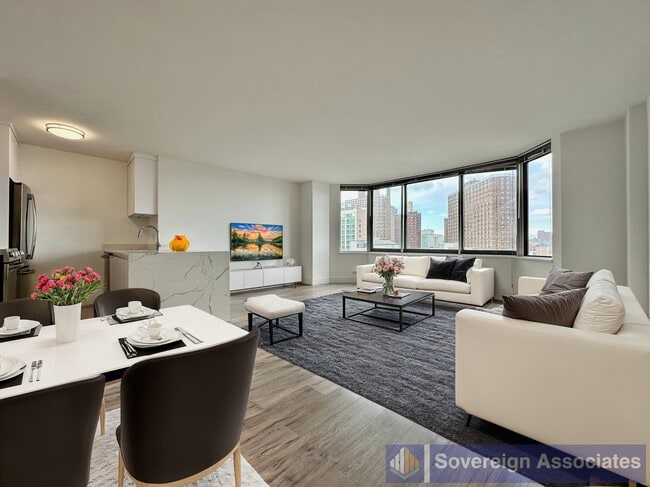Photo - 1735 York Ave Apartment Unit 18H