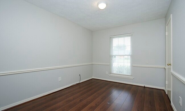 Photo - 18531 Lippizaner Dr