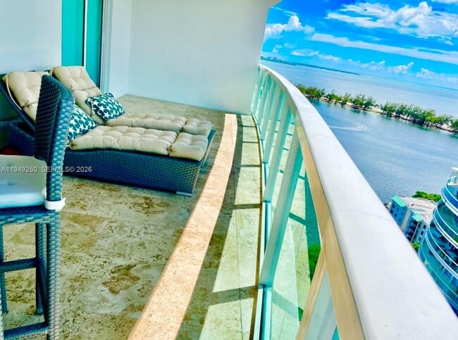 Building Photo - 2101 Brickell Ave Unit 2110