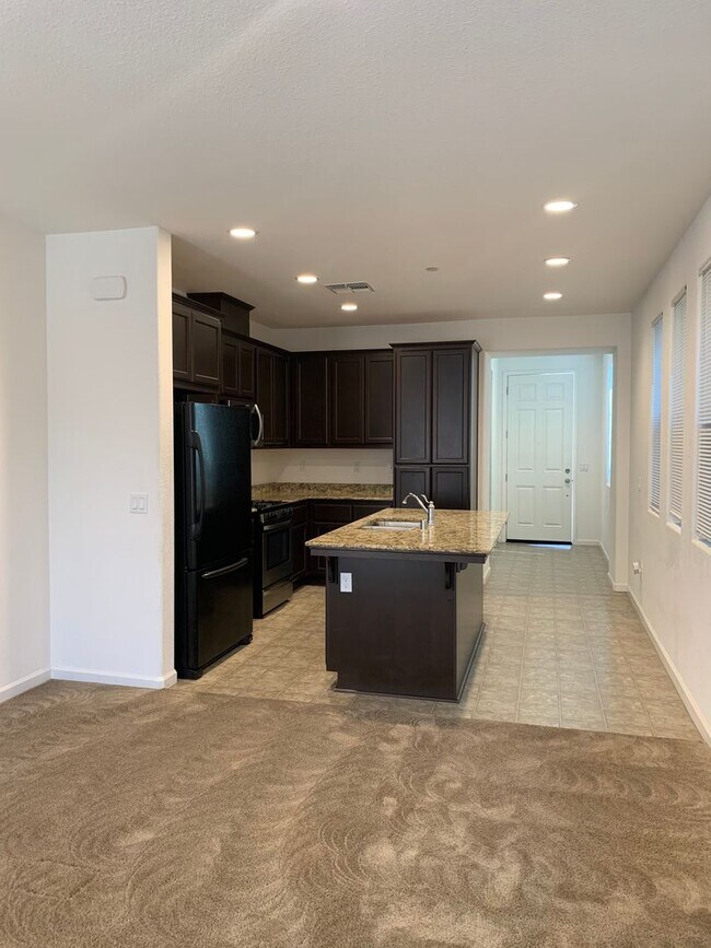 Photo - Beautiful Low Maintenance Home in Newman!