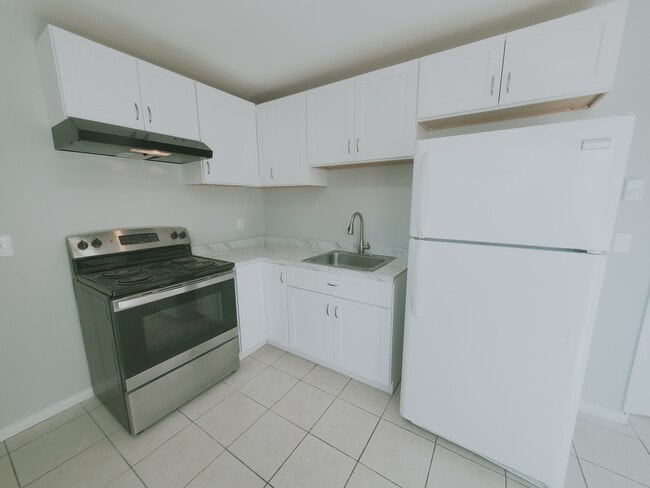 Building Photo - 16 N Taylor Ave Unit 2