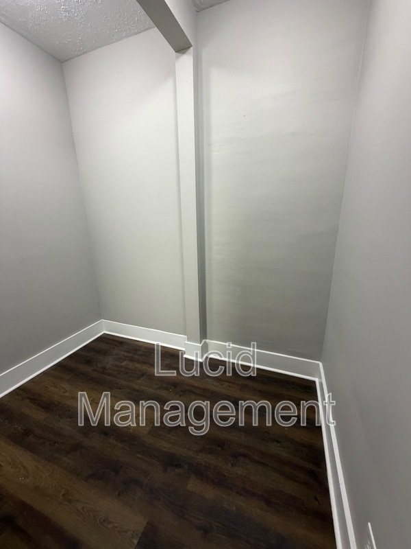 Photo - 1312 Earl Ave