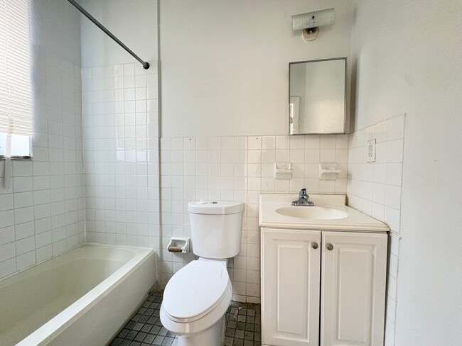 67 Brinkerhoff St 4B - 72 Brinkerhoff St Unit 4B