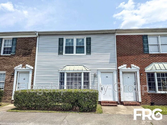Photo - 100 Kristin Dr Townhome