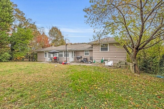 Photo - Large 4 Bedroom 2 Bathroom House for Rent