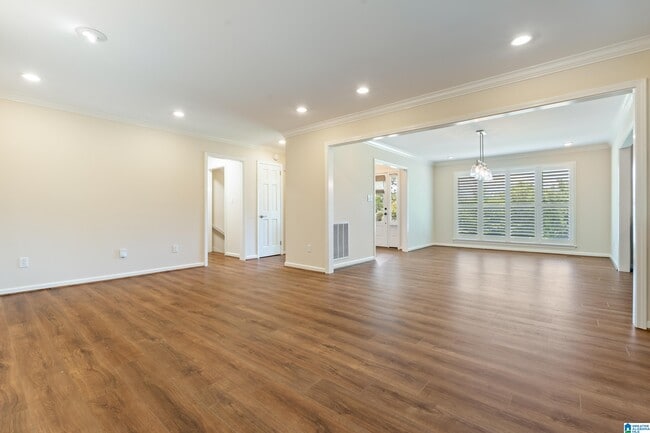 Photo - 5249 Meadow Garden Ln
