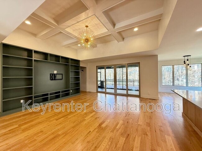 Photo - 8925 Pine Ridge Rd