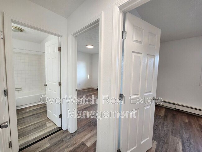 Photo - 821 E 12th Ave