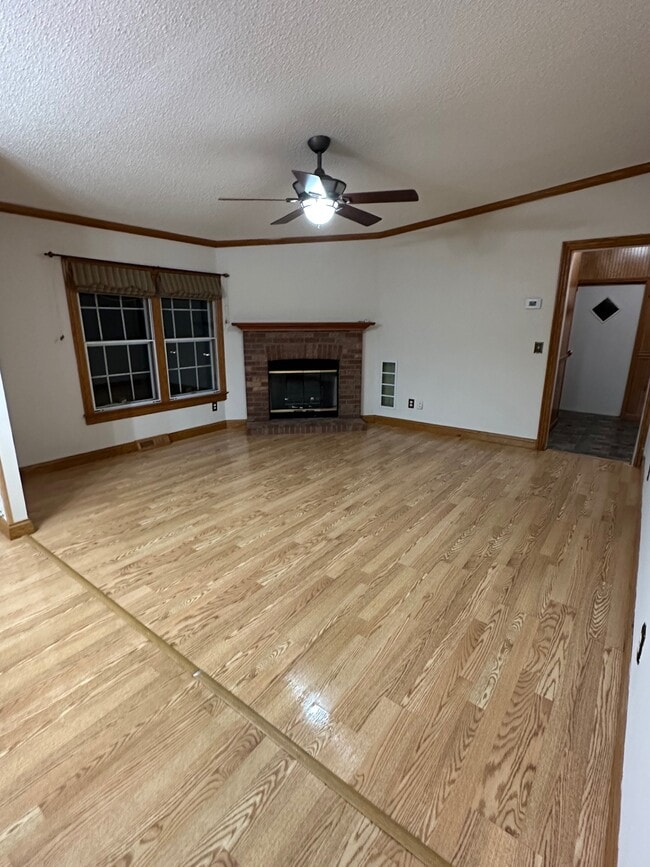 Photo - 6448 Payne Rd